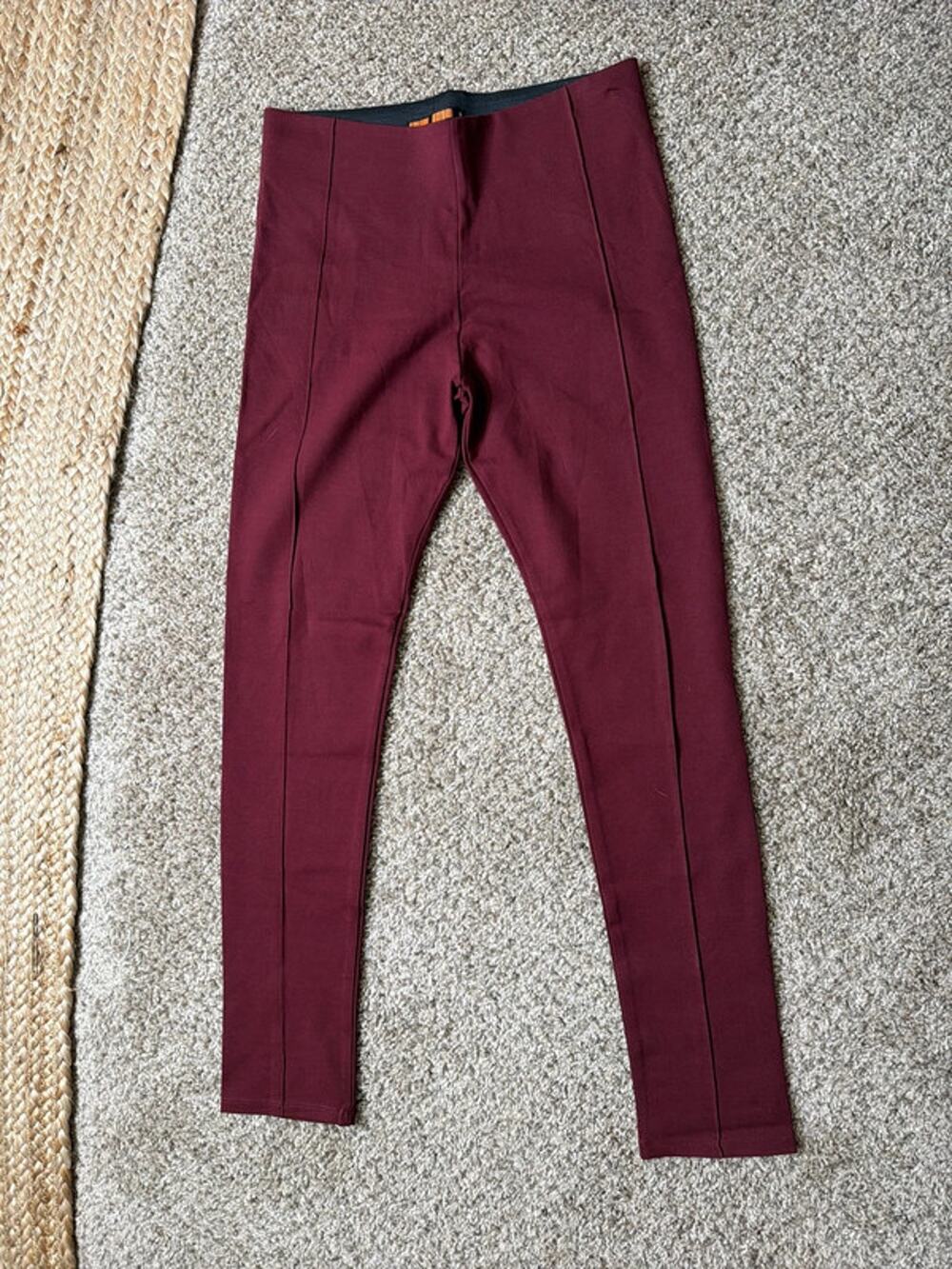 Love tree burgundy, Poon Pontin net pant L 3338